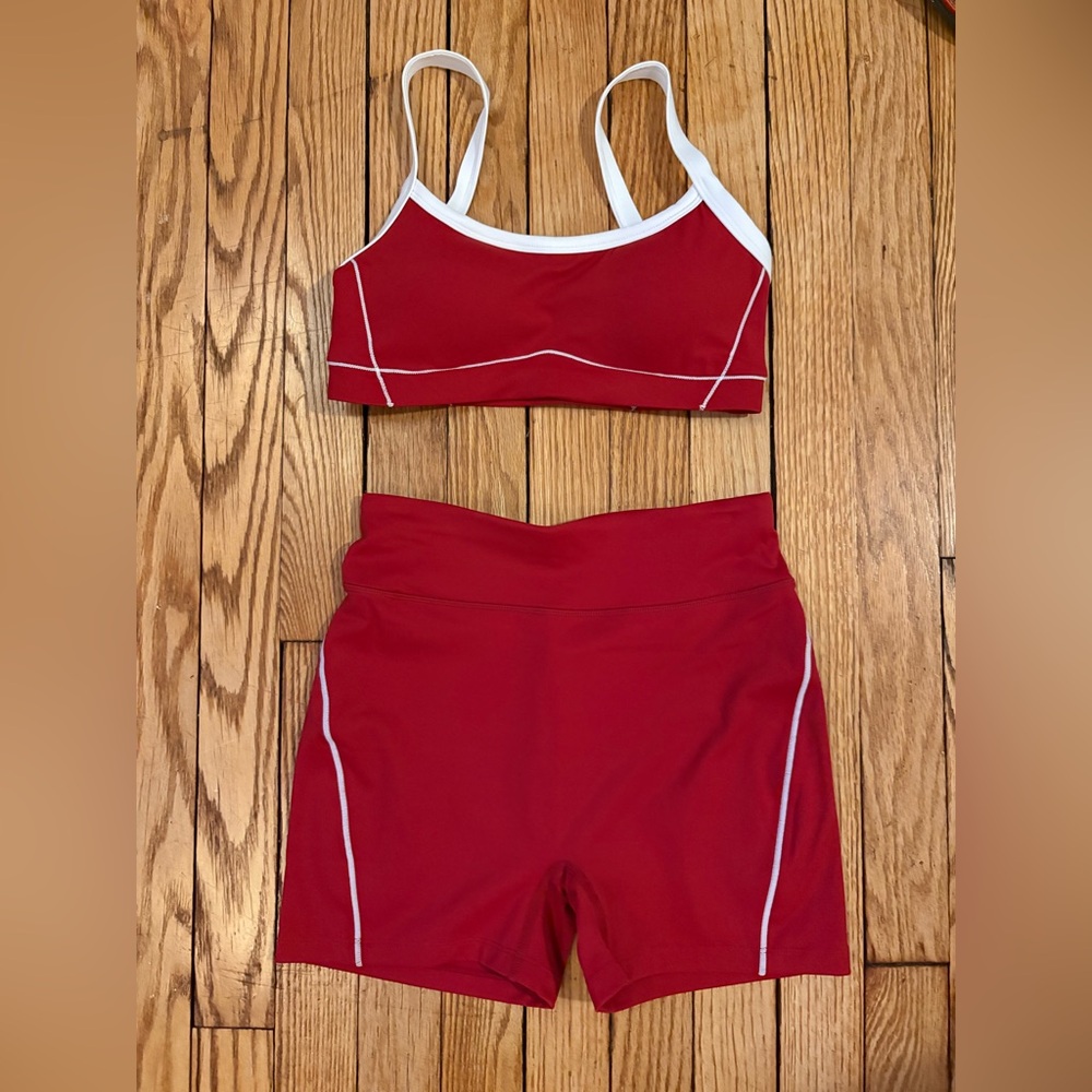 Fern Fitness Bright Red workout Set - shorts and sports bra - Picture 4 of 5